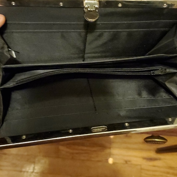 Silver clutch - Picture 2 of 4